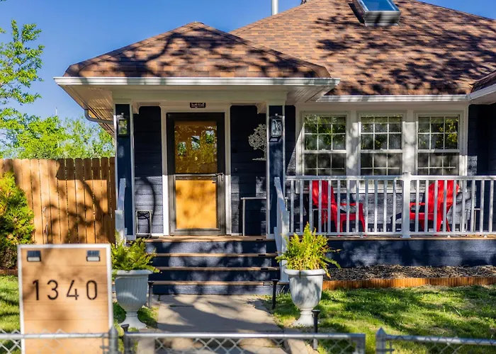 Updated Central Cottage
